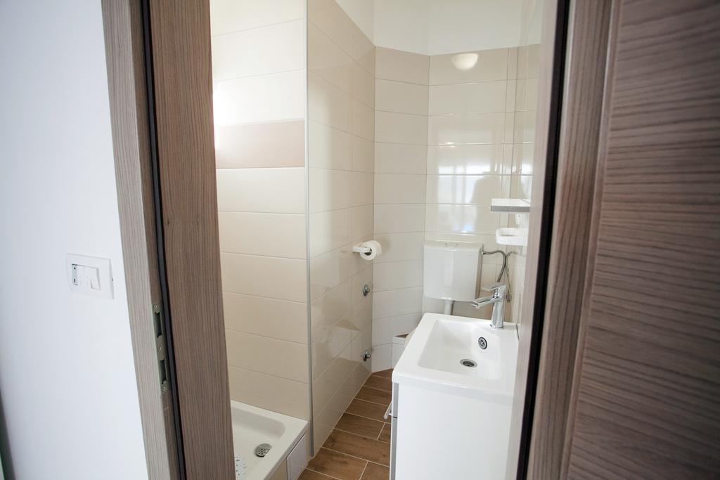 Duće Adriatic Apartment מראה חיצוני תמונה